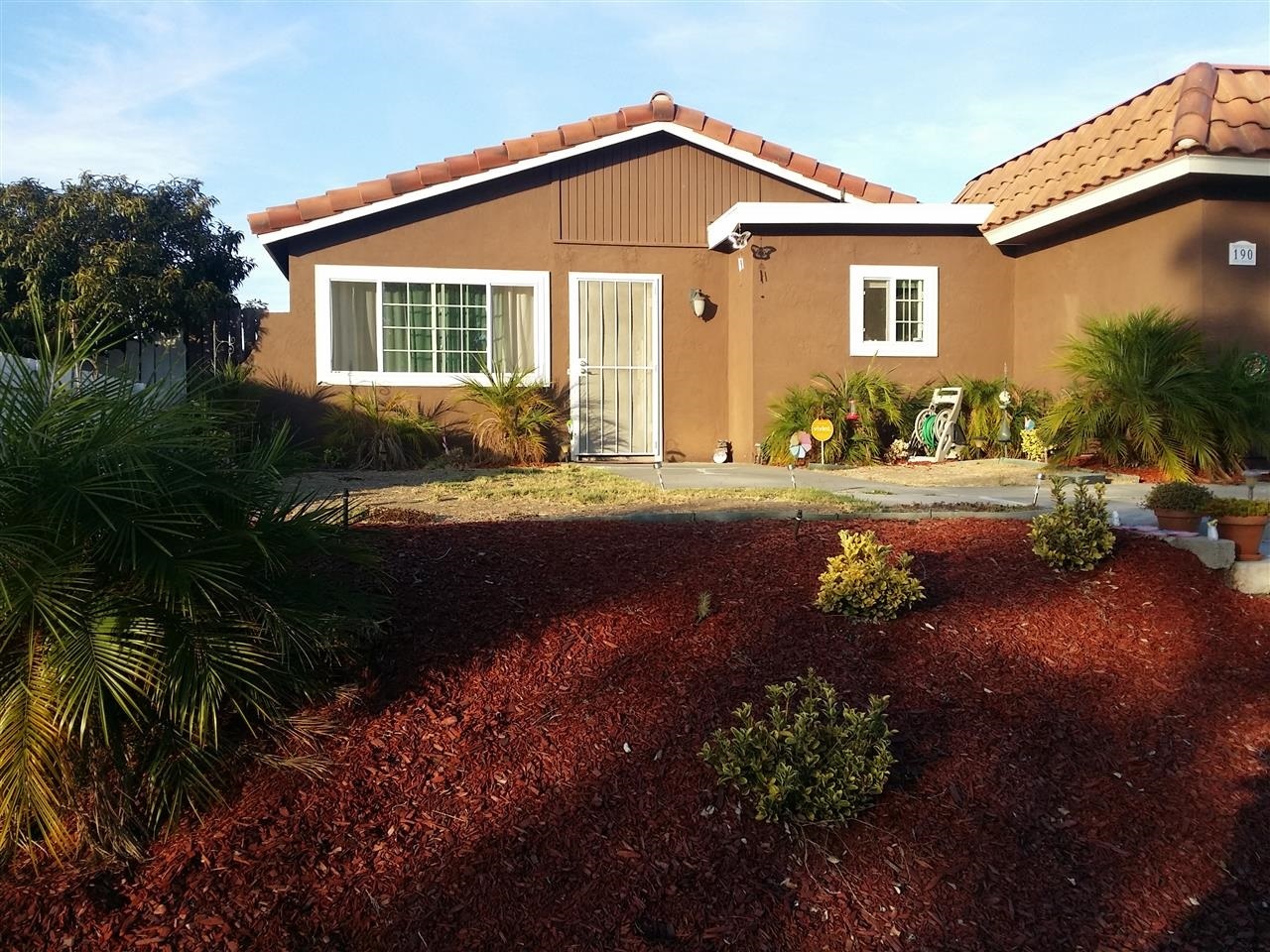 190 Monroe Street Oceanside, CA 92057 - Photo 3 of 15