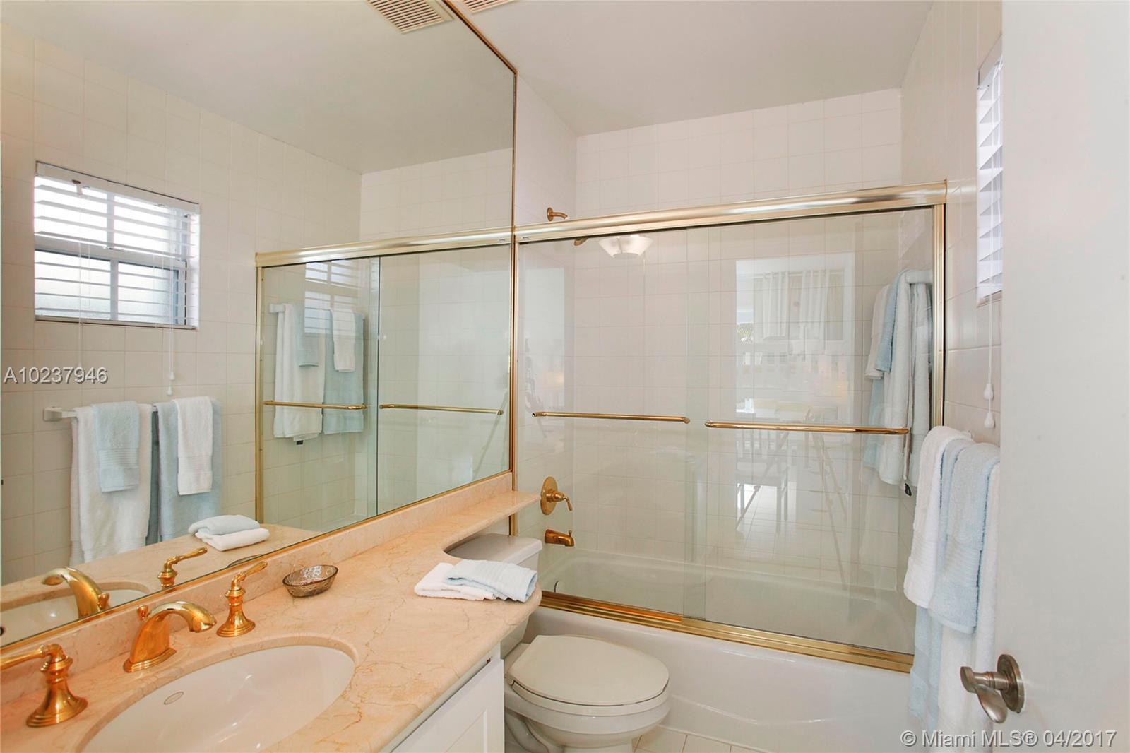 335 Woodcrest Road Key Biscayne, FL 33149 - Photo 17 of 28