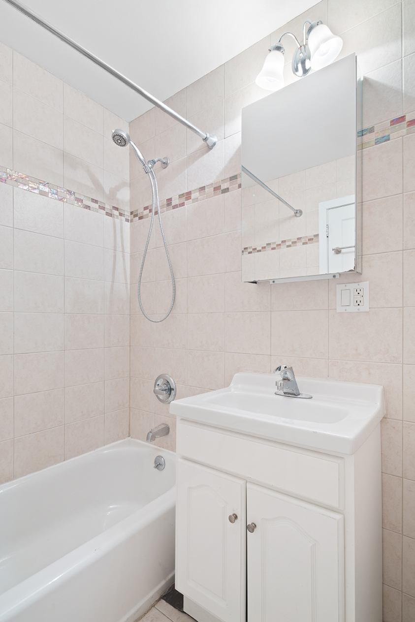 522 81 Street Brooklyn, NY 11209 - Photo 12 of 20