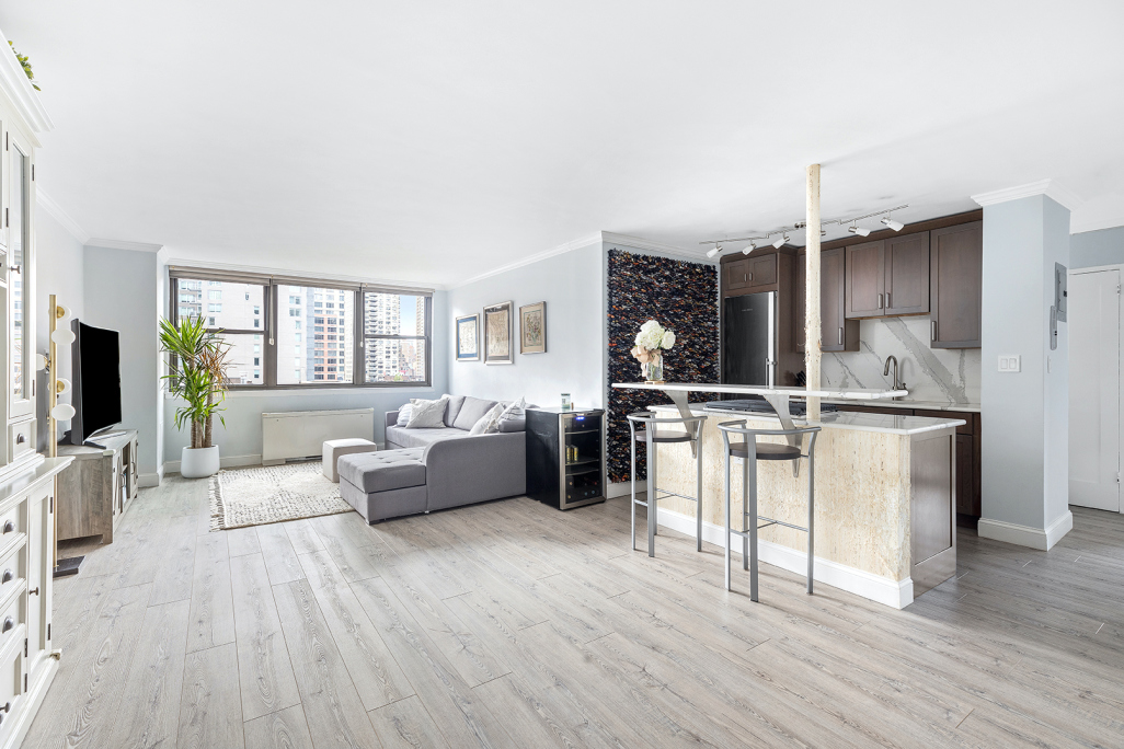 225 East 36th Street, Unit 9N Manhattan, NY 10016 - Photo 1 of 11