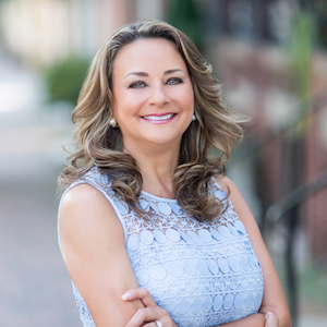 Headshot of Catherine Davidson