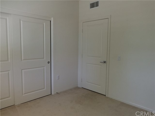 74 Rose Arch Irvine, CA 92620 - Photo 14 of 26