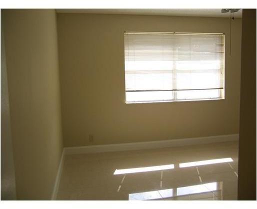 9001 Wiles Road, Unit 2073 Coral Springs, FL 33067 - Photo 6 of 9