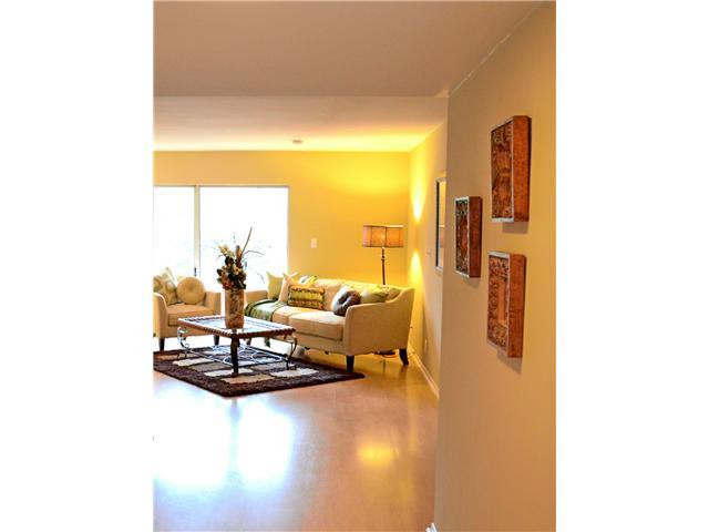 2352 Torrey Pines Road, Unit 5 La Jolla, CA 92037 - Photo 8 of 25