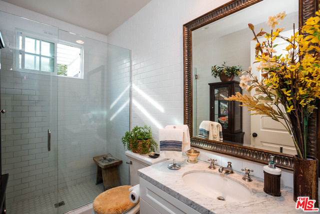 28930 Hampton Place Malibu, CA 90265 - Photo 30 of 34