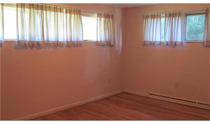 2730 Cole Road Wexford, PA 15090 - Photo 11 of 25 Gallery Image 11