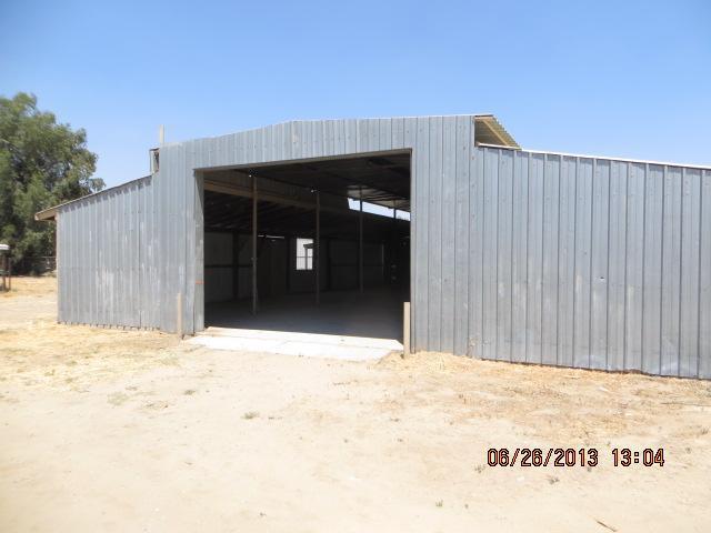 8720 East Wilson Road Bakersfield, CA 93307 - Photo 12 of 19