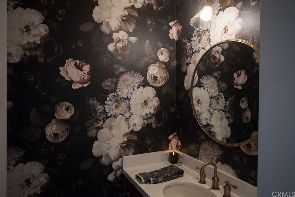 2040 Mandarin Drive Costa Mesa, CA 92626 - Photo 16 of 28