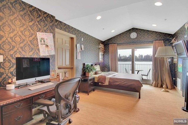 $15,000 | 517 Harbor Place, West New York, NJ 07093