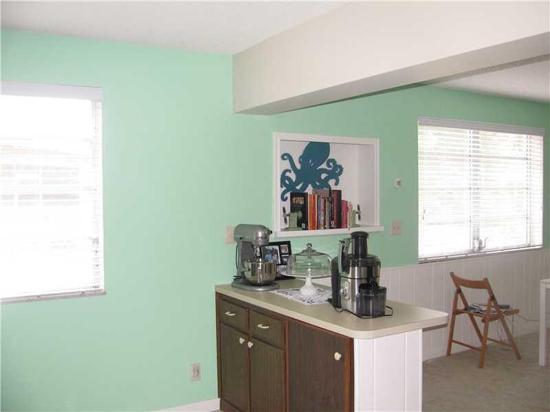 1656 West River Drive Margate, FL 33063 - Photo 17 of 29