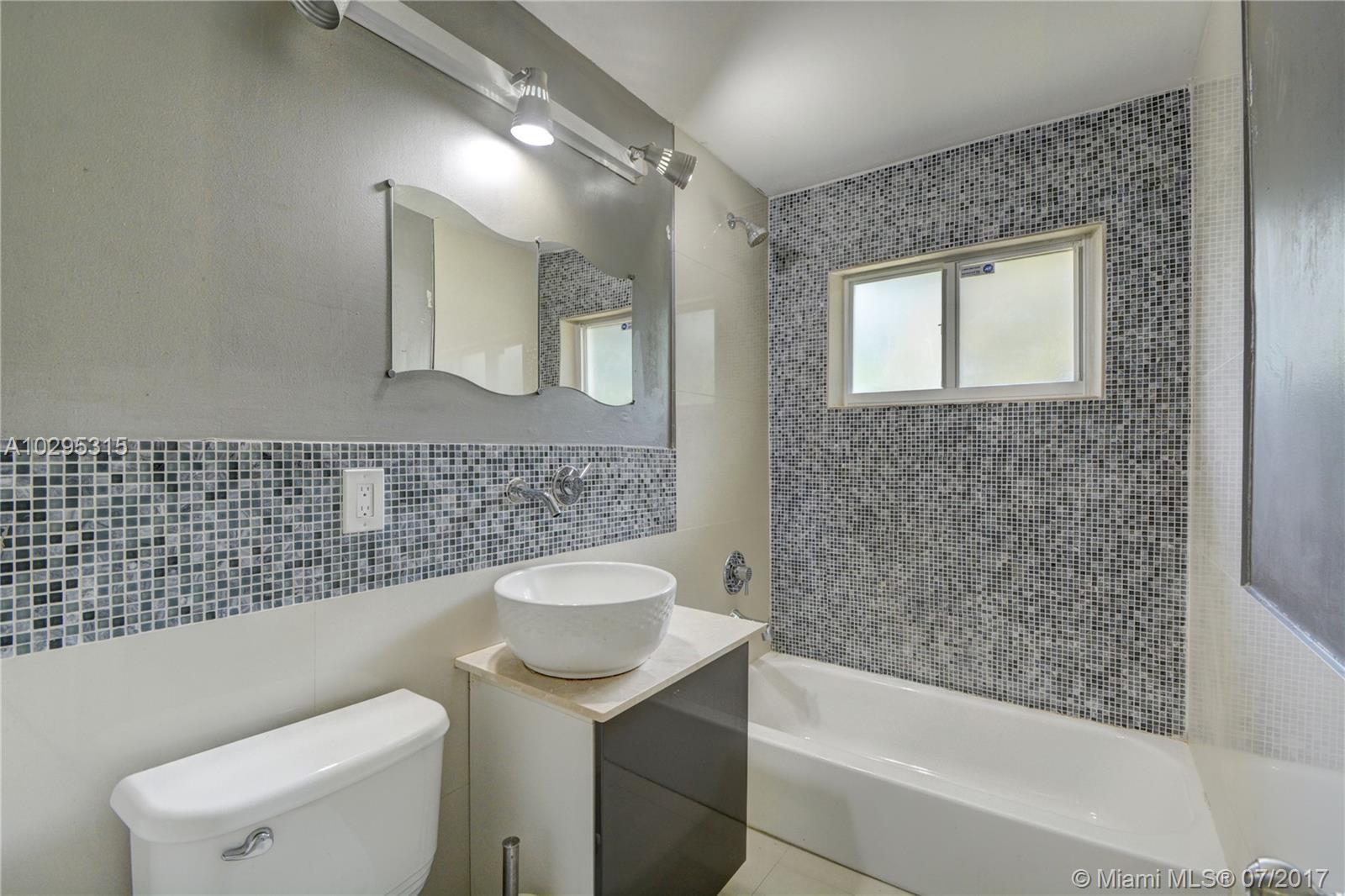 4036 Southwest 5th Street Plantation, FL 33317 - Photo 21 of 28