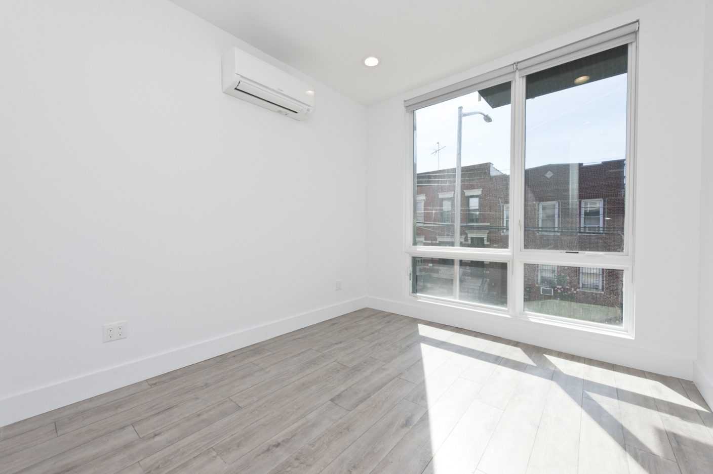 25-35 18th Street, Unit 2C Queens, NY 11102 - Photo 7 of 8