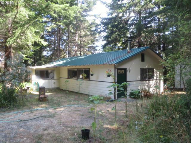 95282 Mountain Road Gold Beach, OR 97444 - Photo 1 of 13 Gallery Image 1