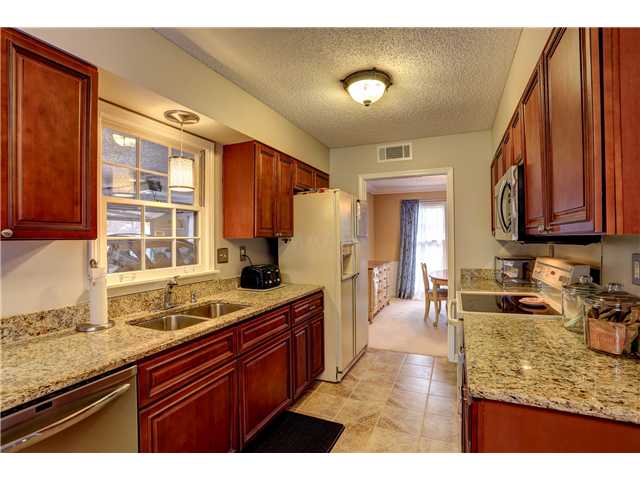 2145 Allenby Road Germantown, TN 38139 - Photo 9 of 25 Gallery Image 9