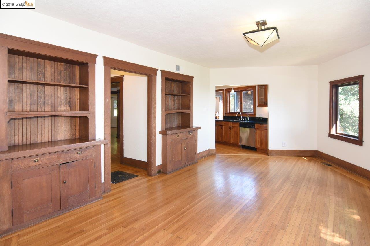 208 Panoramic Way Berkeley, CA 94704 - Photo 5 of 17