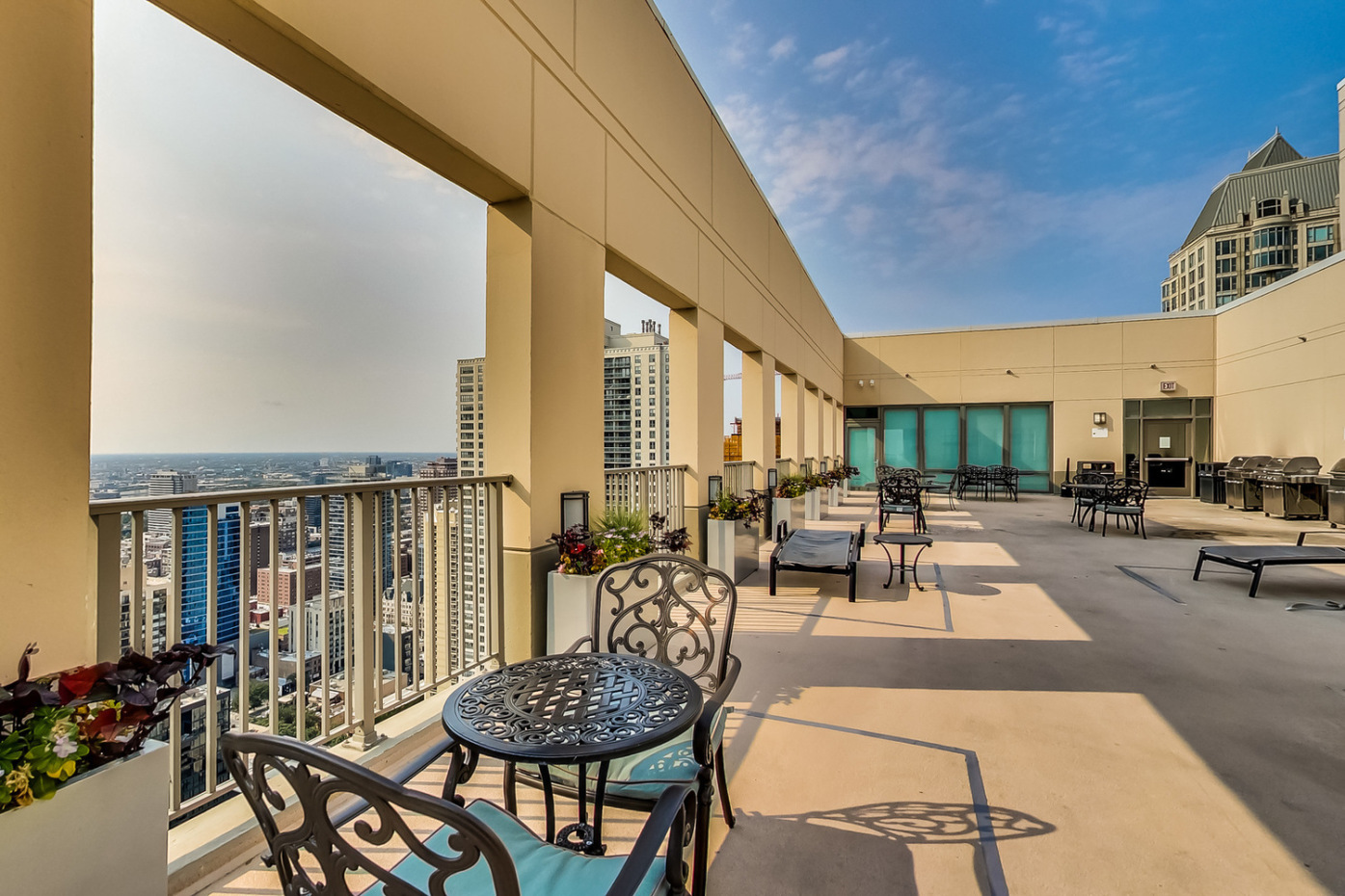 2 E Erie St, Chicago, IL 60611 - Photo 30 of 35