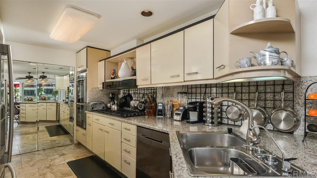 89 Port Of Spain Road Coronado, CA 92118 - Photo 11 of 25 Gallery Image 11