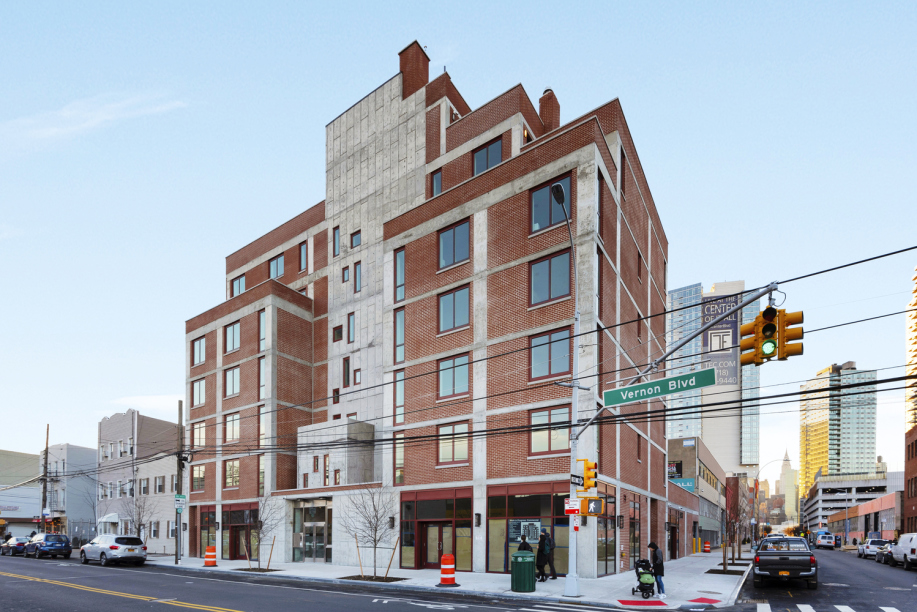 46-04 Vernon Boulevard, Unit 5A Queens, NY 11101 - Photo 1 of 19