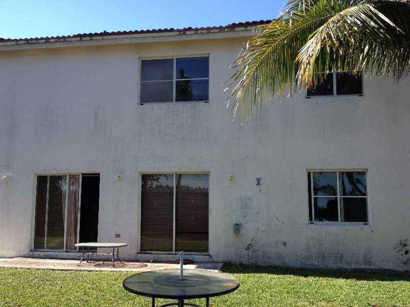 11424 Southwest 247th Terrace Homestead, FL 33032 - Photo 3 of 9