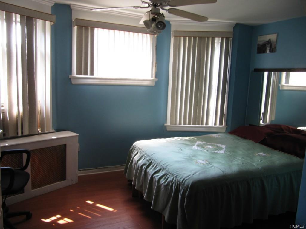 64 Circuit Road New Rochelle, NY 10805 - Photo 15 of 27