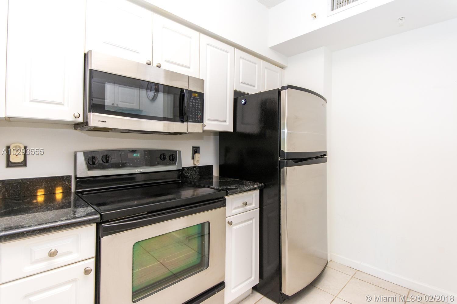 17100 North Bay Road, Unit 1415 Sunny Isles Beach, FL 33160 - Photo 27 of 35