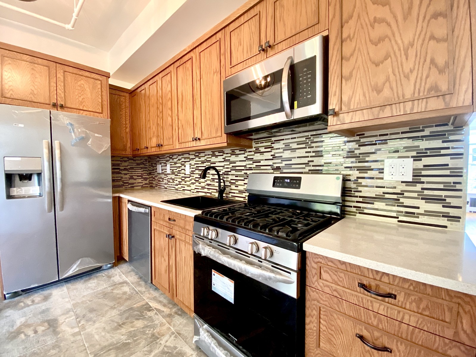 154 Halsey Street, Unit Undisclosed Brooklyn, NY 11216 - Photo 3 of 13