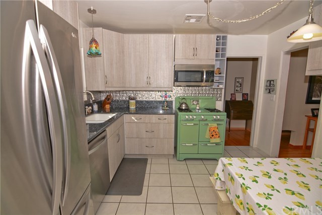 1326 Delay Avenue Glendora, CA 91740 - Photo 10 of 23