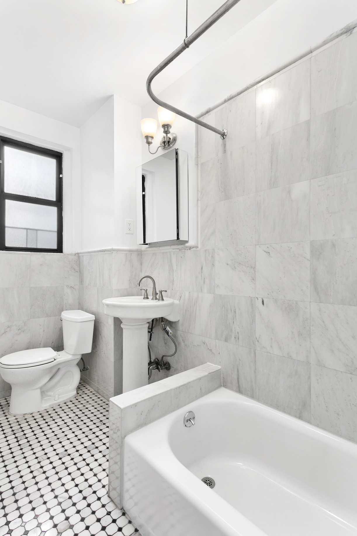 245 West 51st Street, Unit Undisclosed Manhattan, NY 10019 - Photo 10 of 13