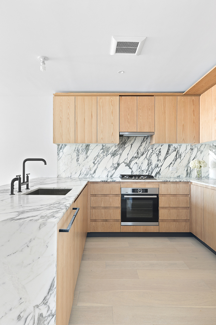 308 North 7th Street, Unit 6D Brooklyn, NY 11211 - Photo 2 of 7