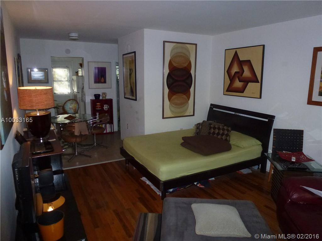 655 Meridian Avenue, Unit 3 Miami Beach, FL 33139 - Photo 5 of 5