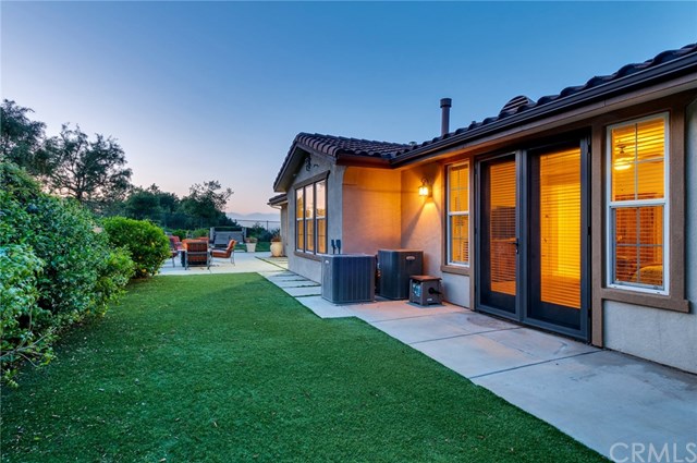 1740 Oakridge Drive Corona, CA 92882 - Photo 16 of 45