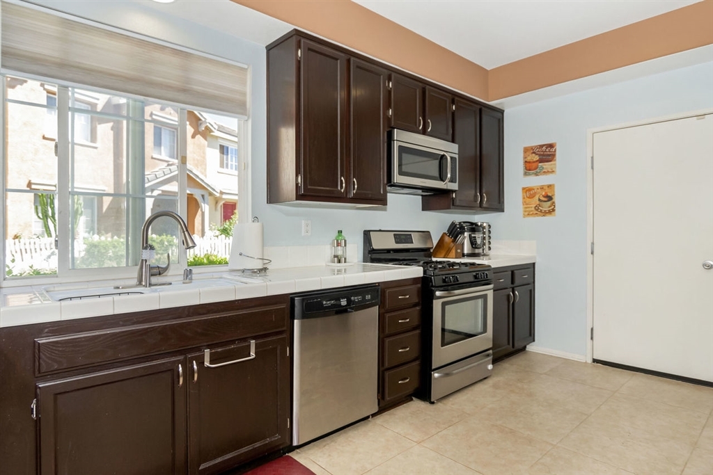 1925 Impressionist Drive, Unit 3 Chula Vista, CA 91913 - Photo 9 of 25