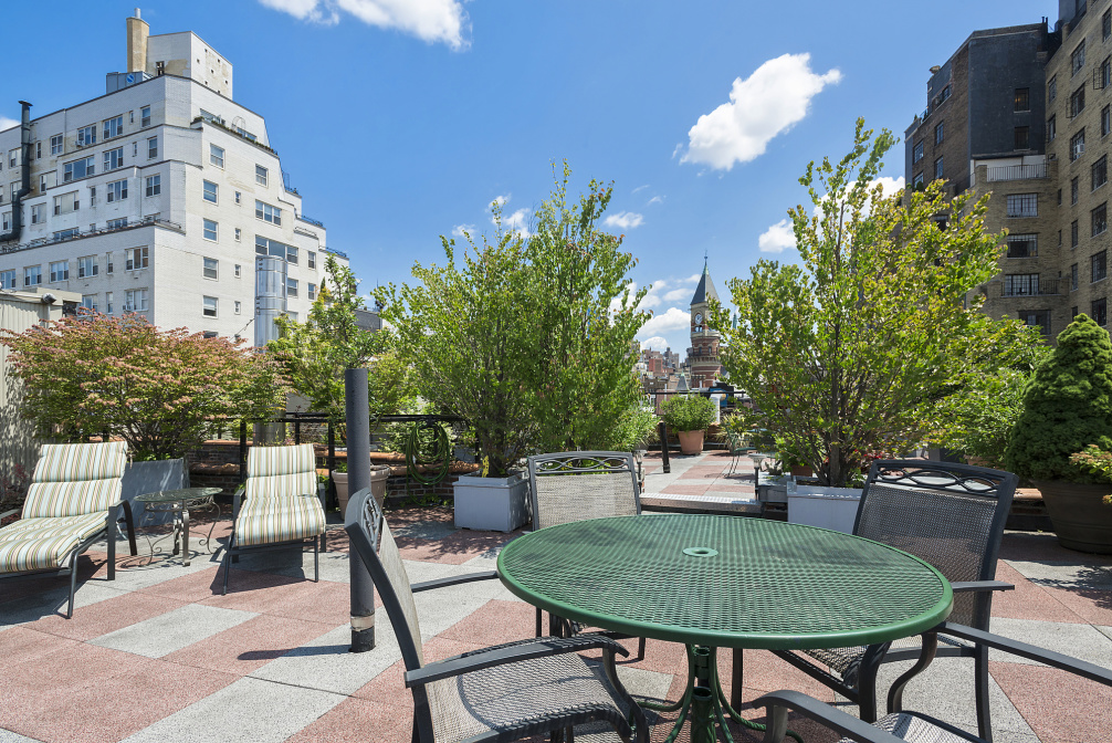 138 West 10th Street, Unit 2RW Manhattan, NY 10014 - Photo 6 of 7