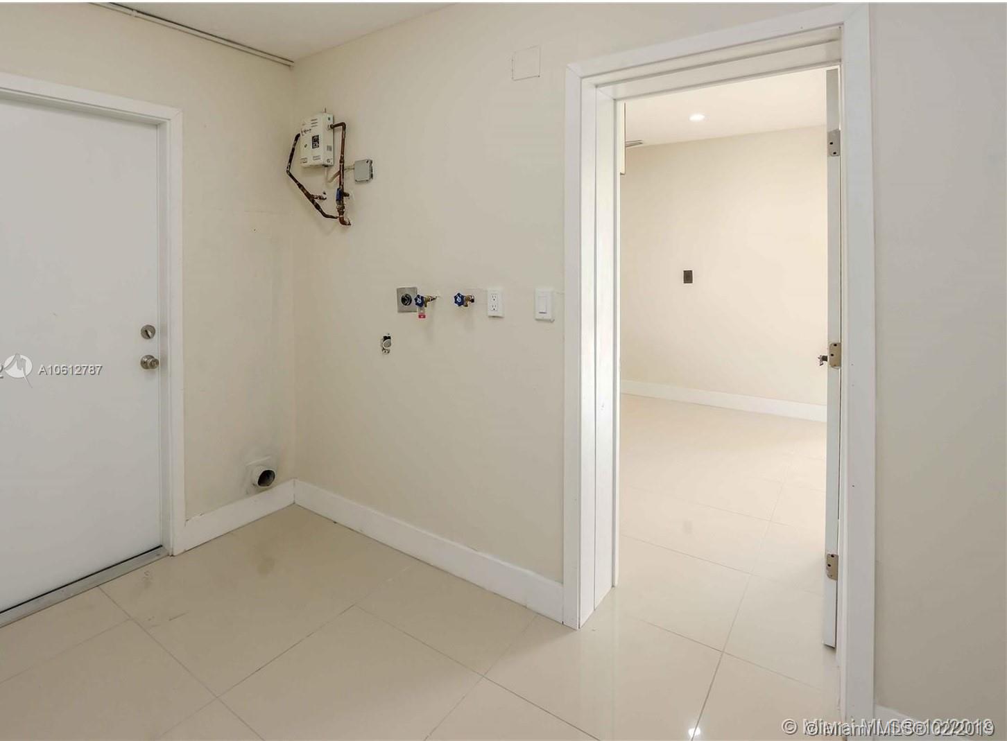 4634 Southwest 127th Place Miami, FL 33175 - Photo 13 of 23