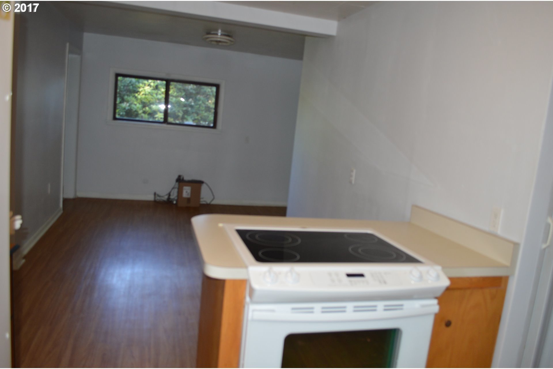 3608 Wyeast Road Hood River, OR 97031 - Photo 11 of 32 Gallery Image 11