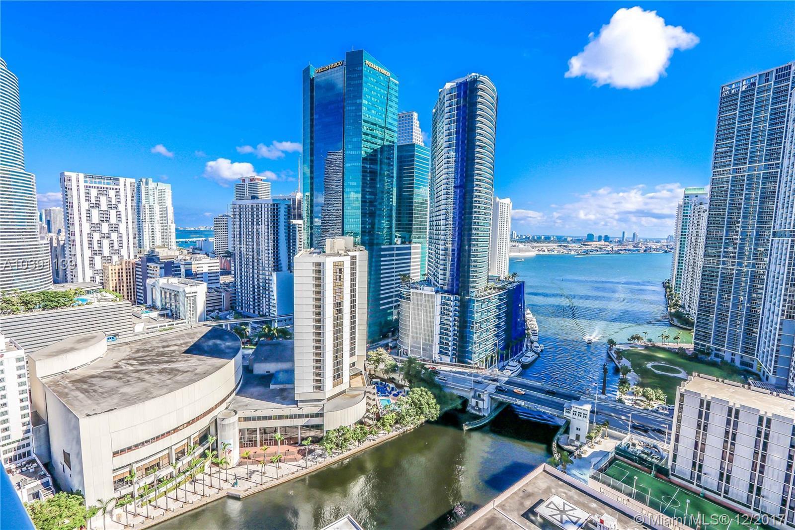 31 Southeast 5th Street, Unit 3110 Miami, FL 33131 - Photo 19 of 36