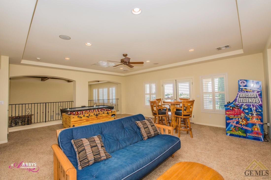 13407 Raphael Avenue Bakersfield, CA 93306 - Photo 18 of 40