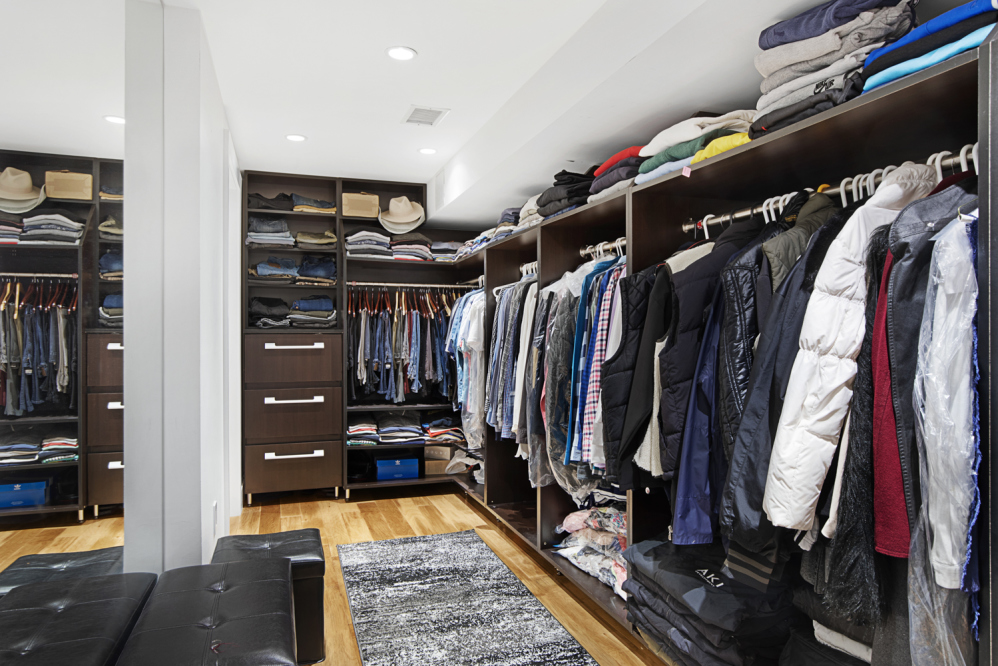 19-24 22nd Drive Queens, NY 11105 - Photo 8 of 12