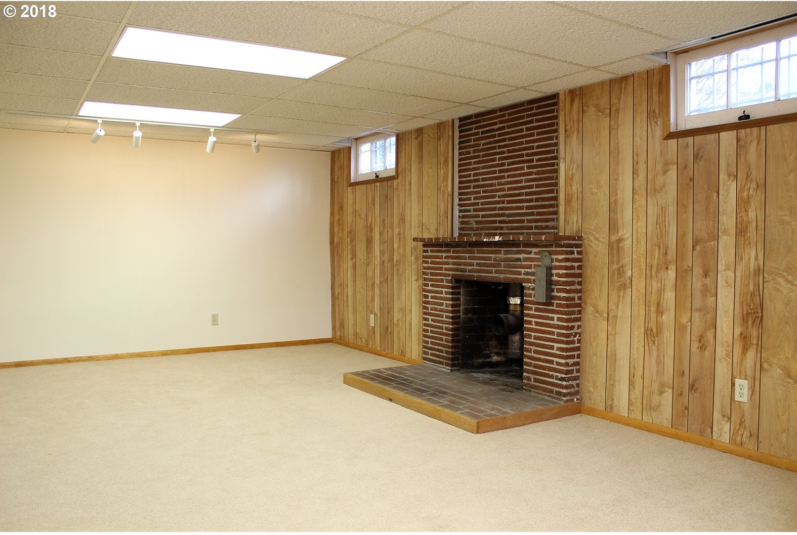3908 Northeast Rosa Parks Way Portland, OR 97211 - Photo 27 of 31 Gallery Image 27