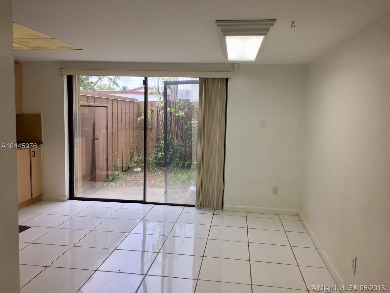 11530 Southwest 109th Road, Unit 31X Miami, FL 33176 - Photo 6 of 21 Gallery Image 6