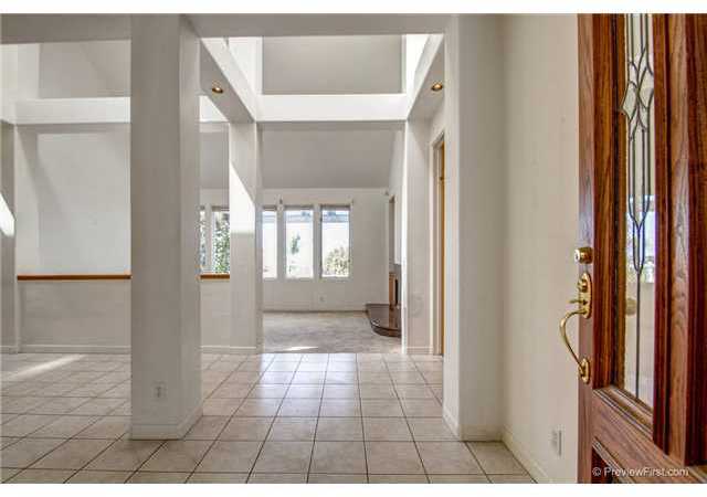 840 Grove View Road Oceanside, CA 92057 - Photo 8 of 25 Gallery Image 8