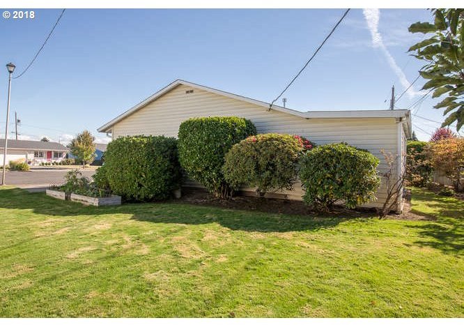 1285 Quinn Road Woodburn, OR 97071 - Photo 22 of 27 Gallery Image 22