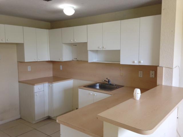 77 East 4th Street, Unit A201 Hialeah, FL 33010 - Photo 5 of 7
