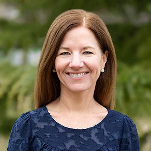 Amy Schwarz, Agent in  - Compass