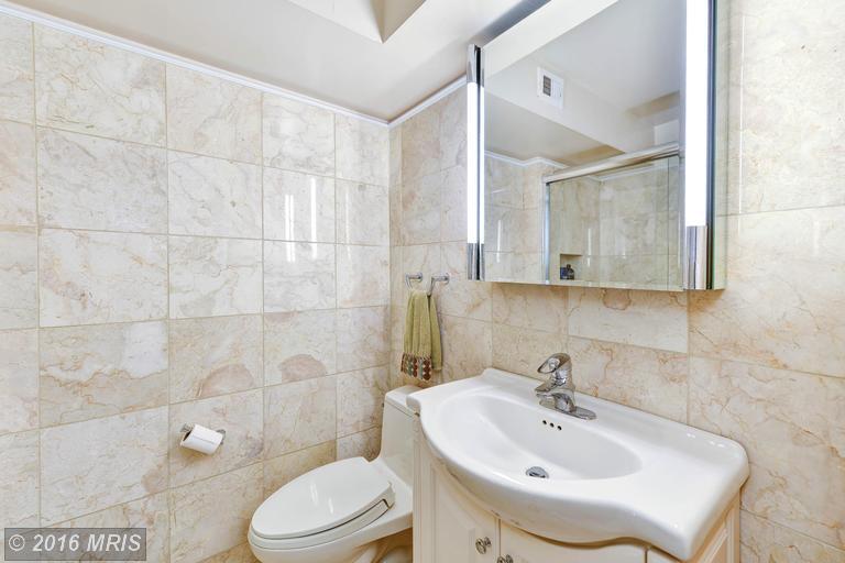 1302 R Street Northwest, Unit 1 Washington, DC 20009 - Photo 17 of 30