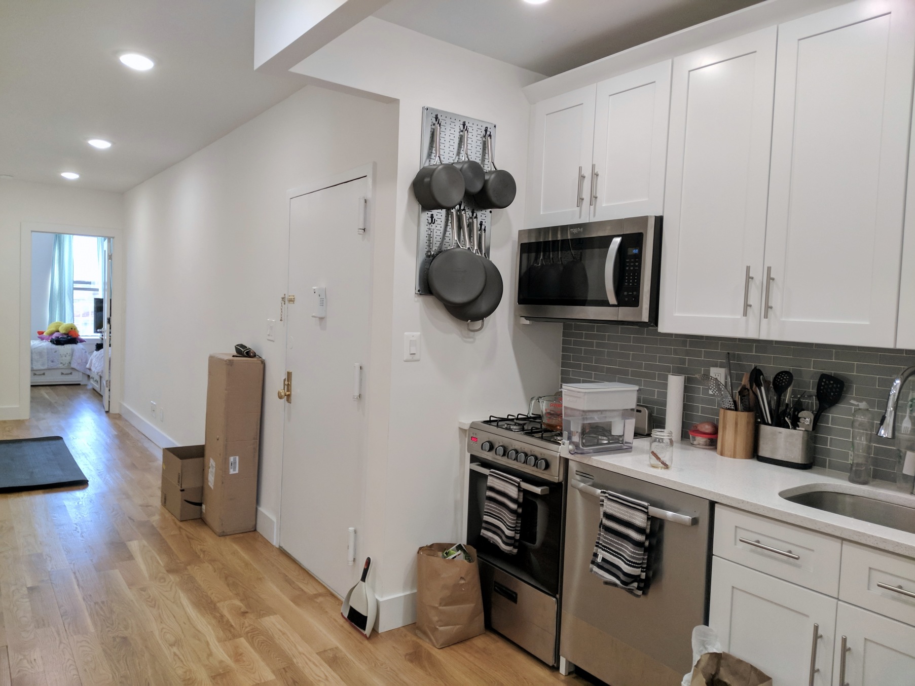 309 West 121st Street, Unit Undisclosed Manhattan, NY 10027 - Photo 2 of 10