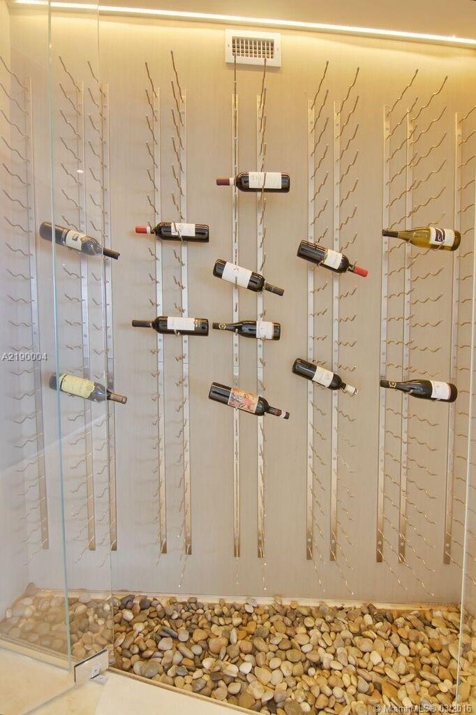 400 Alton Road, Unit PH06 Miami Beach, FL 33139 - Photo 16 of 33