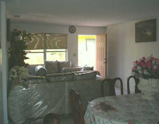 1561 Northeast 109th Street Miami, FL 33161 - Photo 6 of 6