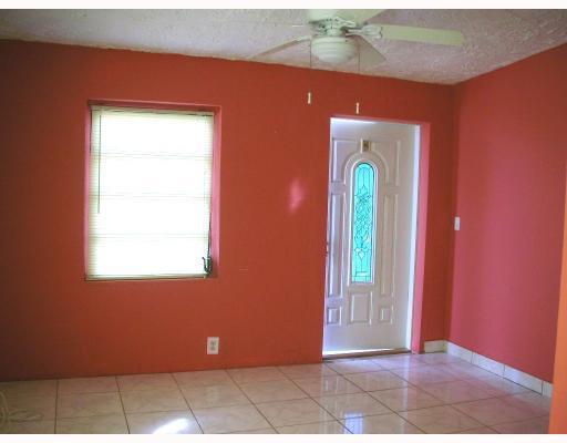 2060 Service Road Opa-Locka, FL 33054 - Photo 3 of 8