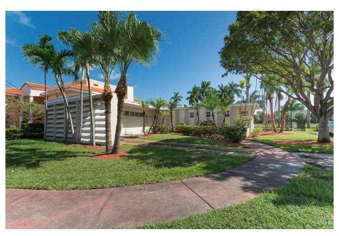 5301 Alton Road Miami Beach, FL 33140 - Photo 3 of 9